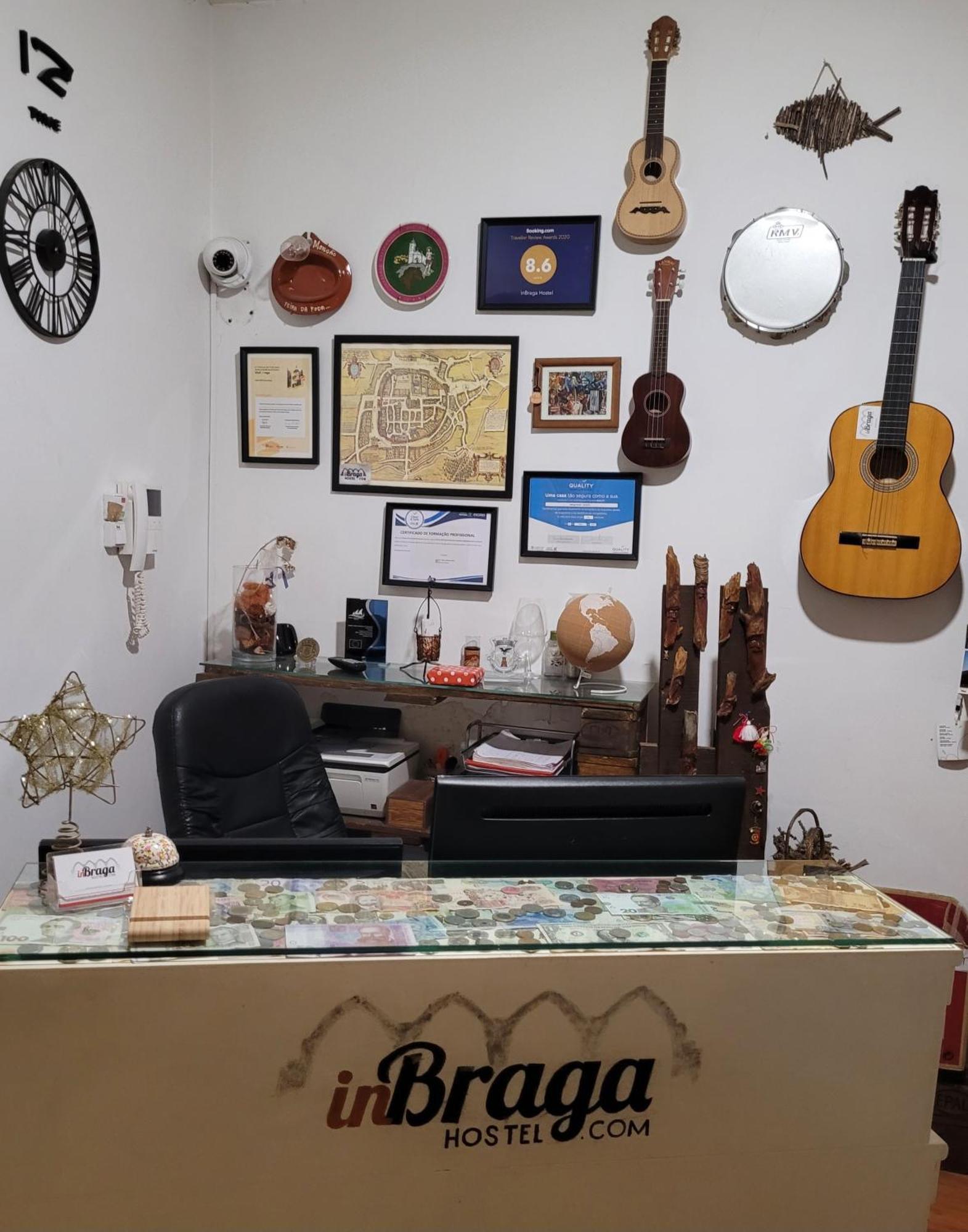 Inbraga Hostel ภายนอก รูปภาพ